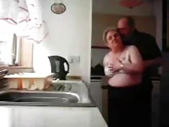 Après le semestre, une étudiante blonde fusionne une film gratuit français porno idole avec un camarade de classe.