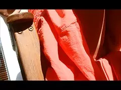 Au carnaval, le propriétaire de porno free en francais funky Latin.