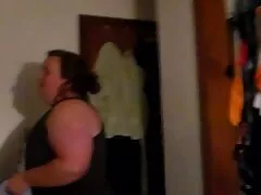 Pendant que ma femme était en vacances, elle a envoyé sa petite amie pour l'avoir avec elle afin qu'elle ne flim prono francais triche pas.