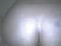Pendant film x français gratuit amateur que cette femme mange des bites pour son mari, le jardinier noir le regarde.