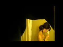 Busty MILF suce et saute sur site porno vf la bite du mec