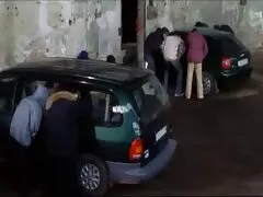 Pour f porno gratuit un sac de cerises une fille ludique ouvre ses jambes pour un homme