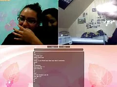 La blonde se masturbe avec sa chatte sur le casting et donne des mégots adultes porno hd francais gratuit au flic.