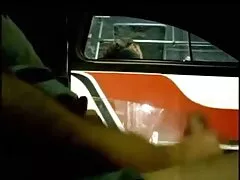Jamak a surpris un voisin en train de se masturber sur son téléphone et de se révéler video sexe française gratuite à une femme.